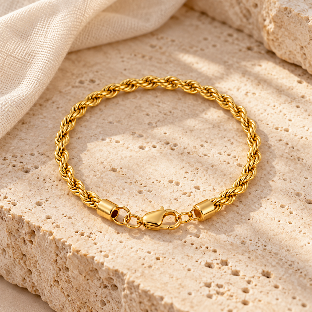 Aurea Rope Bracelet — detail still life