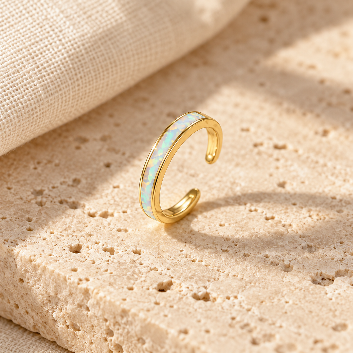 Lumi Inlay Toe Ring — detail still life